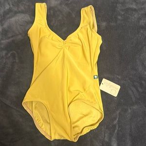 Lucky Leo, Custom Made, Adult S